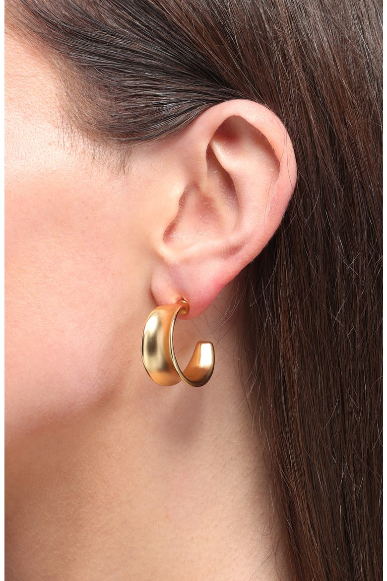 Soft Curve Hoop Earrings, Alternate, color, GOLD