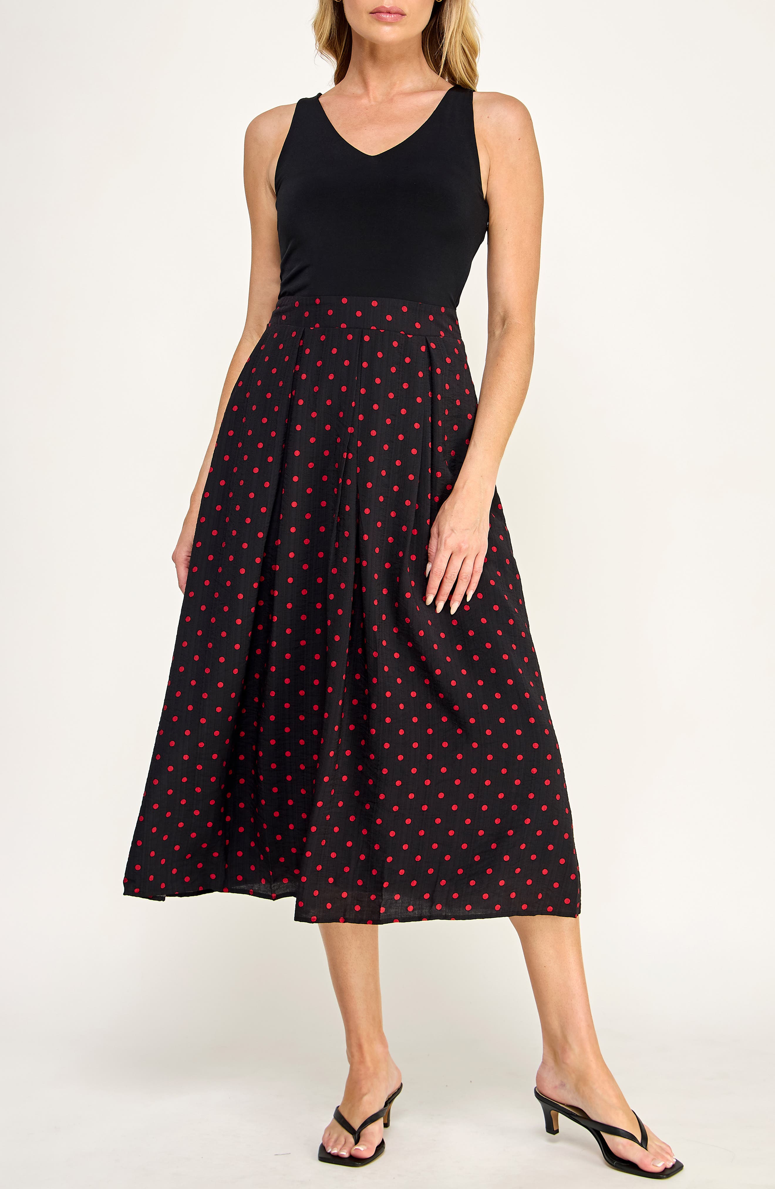 selected BLACK/ RED