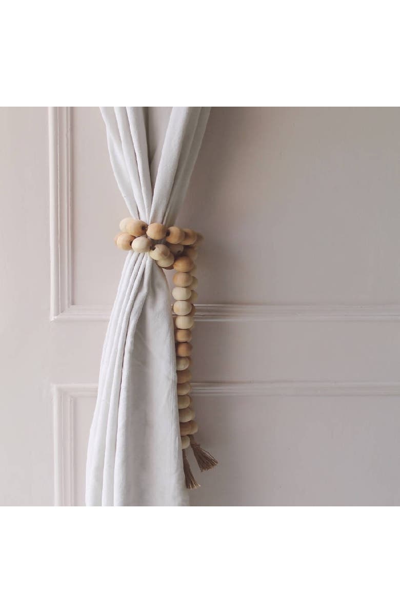 Osmos Studio Farmhouse Wooden Beads With Jute Tassels, Alternate, color, Natural