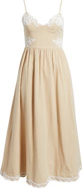 MOON RIVER Embroidered V-Neck Midi Dress