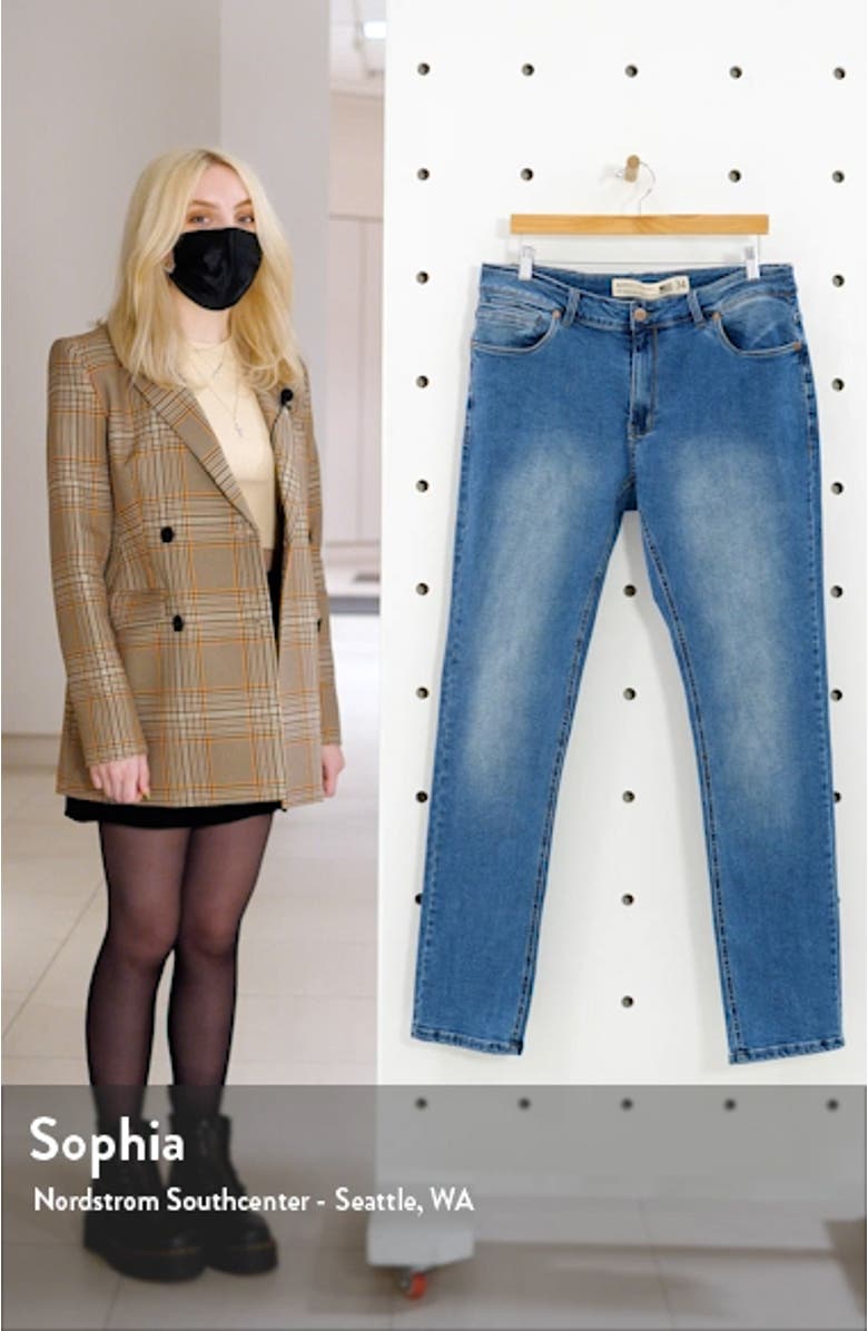 Straight Athletic Fit Jeans, sales video thumbnail