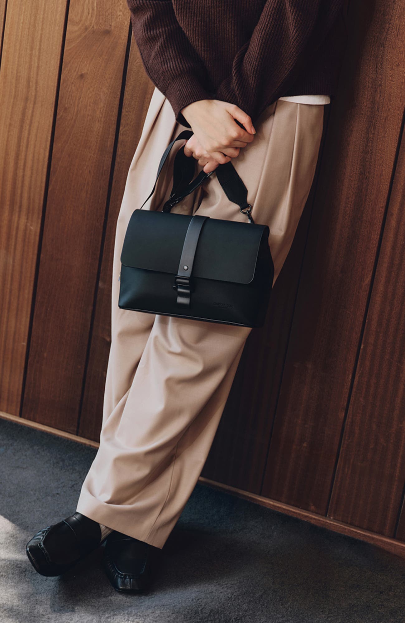 Spläsh Crossbody Medium, Alternate, color, Black