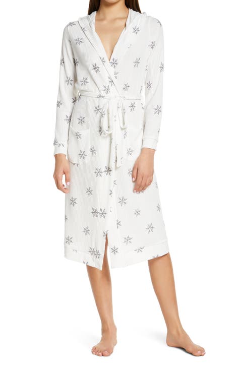 Lounge Pro Hooded Robe