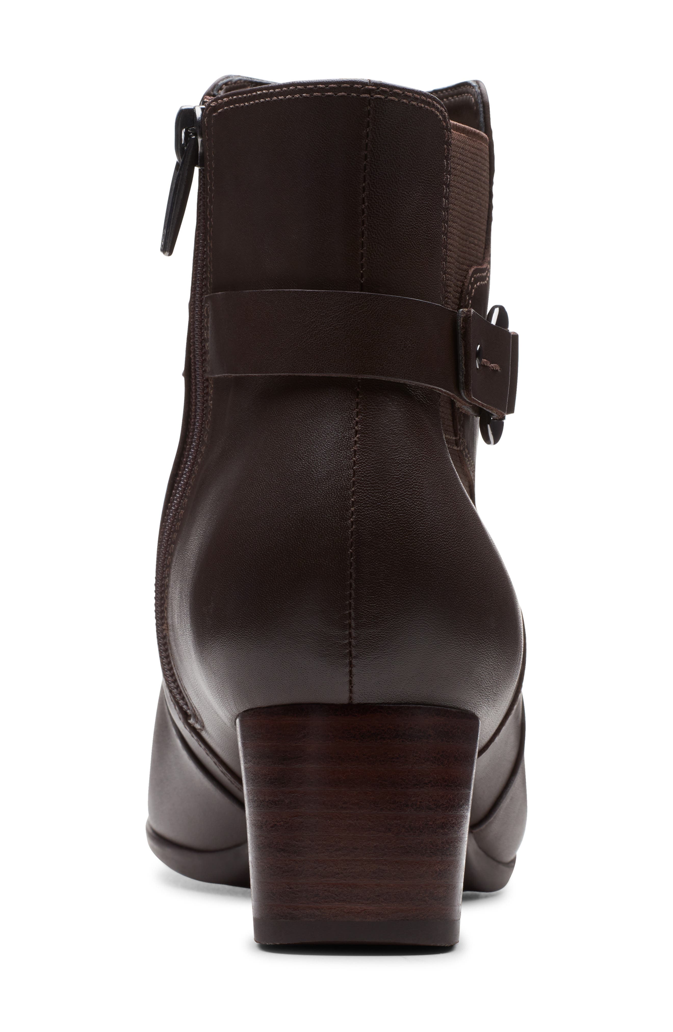 Un Damson Mid Bootie, Alternate, color, BROWN LEATHER