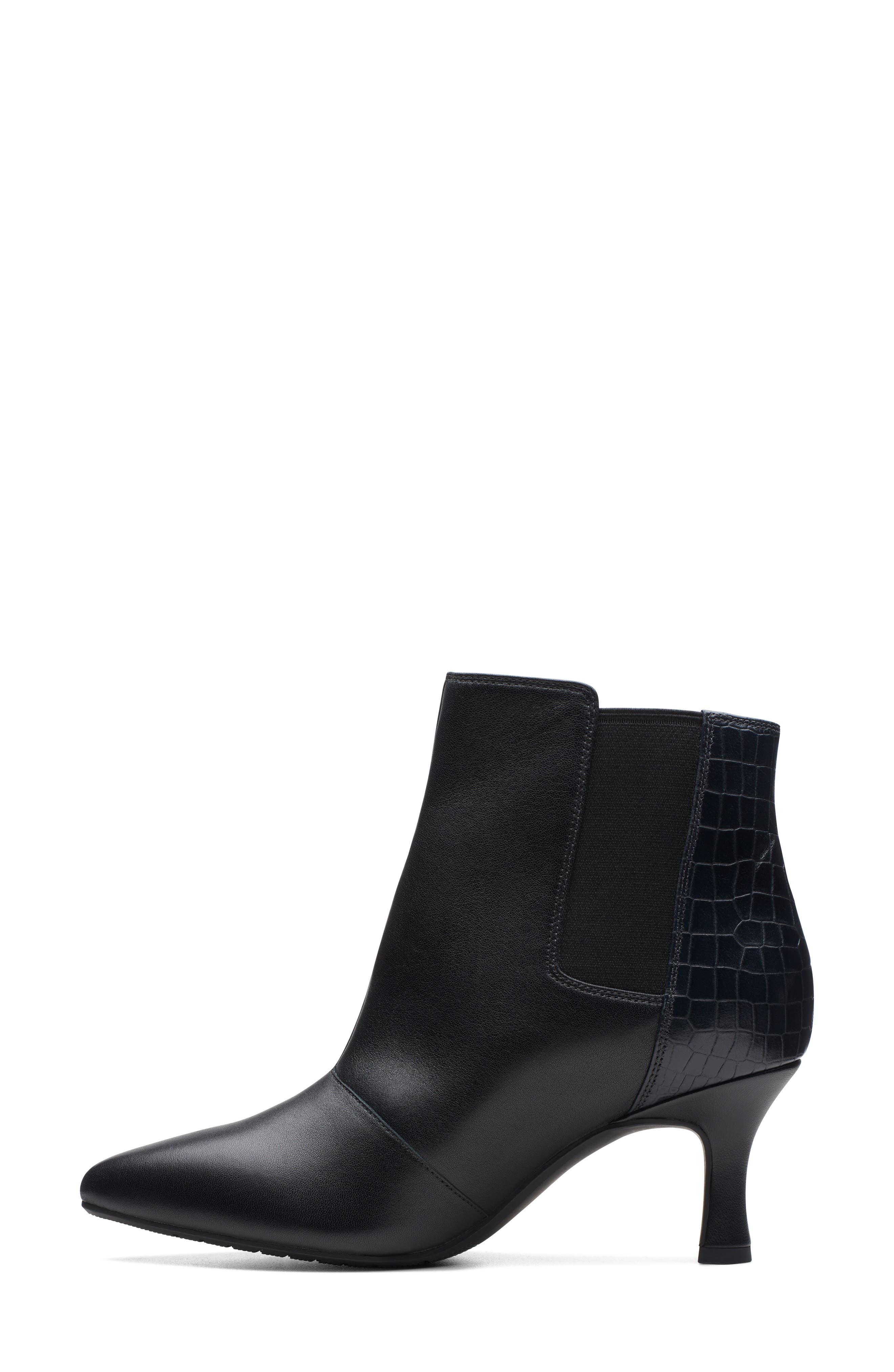 Clarks<sup>®</sup> Kataleyna Glow Kitten Heel Bootie, Alternate, color, 