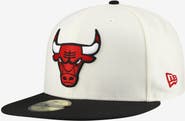 New Era Men's New Era  White/Black Chicago Bulls Chrome 59FIFTY Fitted Hat