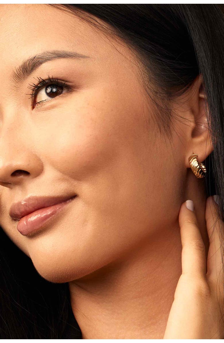 Oradina 14K Yellow Gold Cobra Hoops, Alternate, color, Yellow Gold