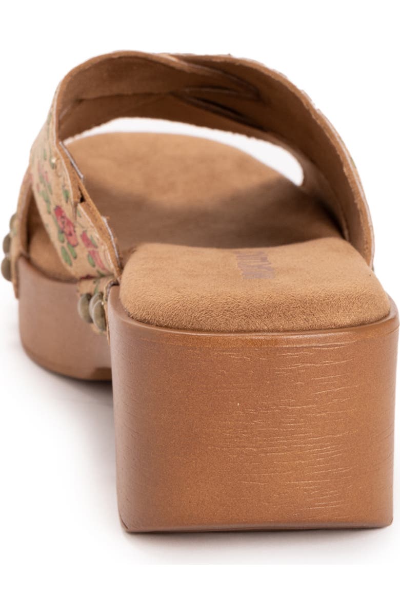 MUK LUKS Cadence Wedge Sandal, Alternate, color, Natural Floral