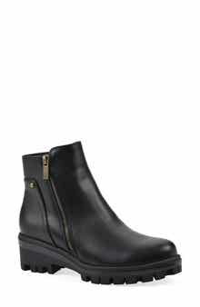 White Mountain Footwear Tahj Lug Sole Bootie