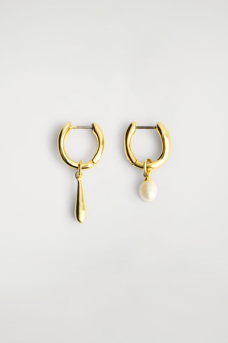 Mismatched Teardrop Pearl Hoop Earrings, Alternate, color, GOLD