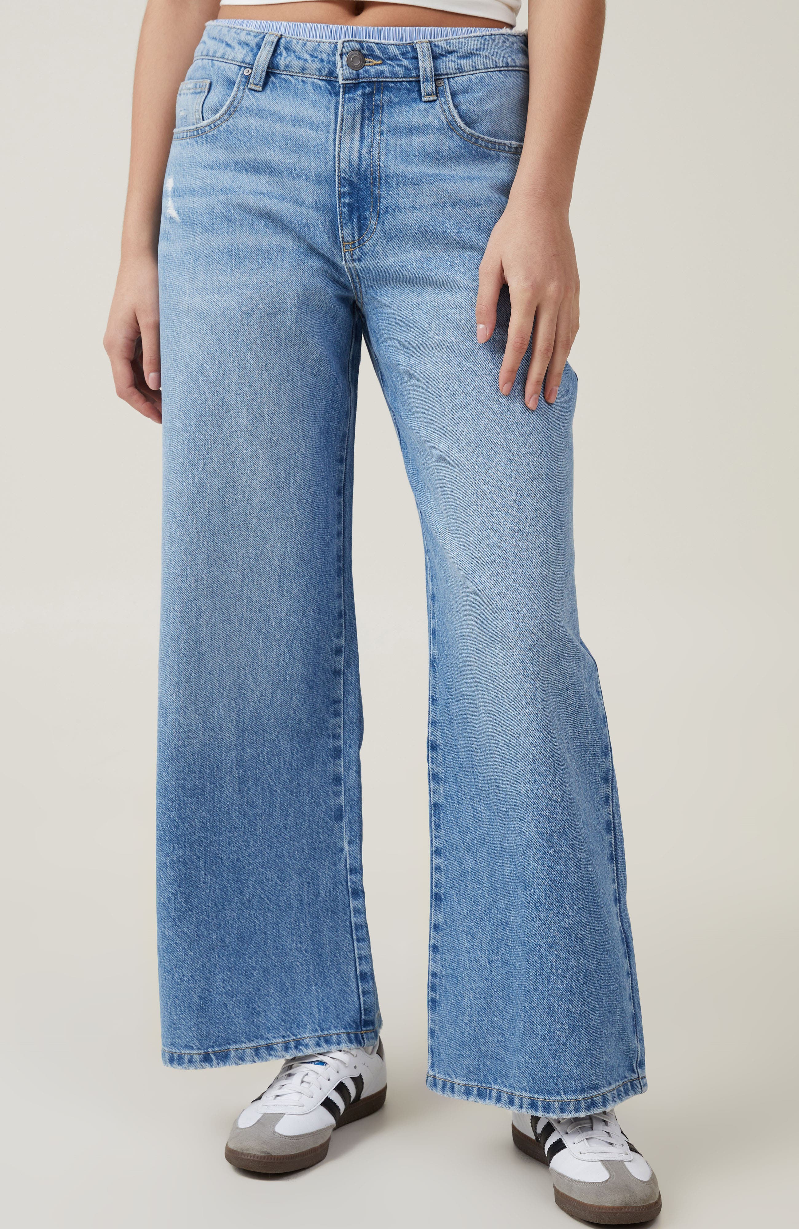 Women's Relaxed Wide Jean - image 3