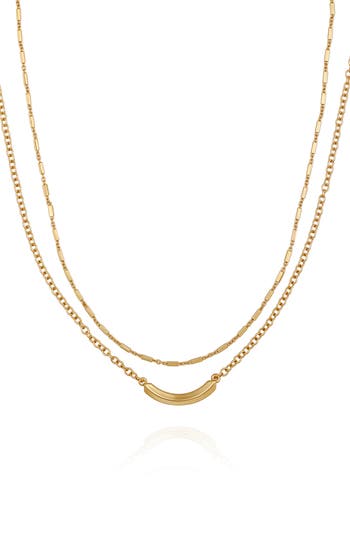 Vince Camuto Curved Bar Pendant Layered Necklace In Gold