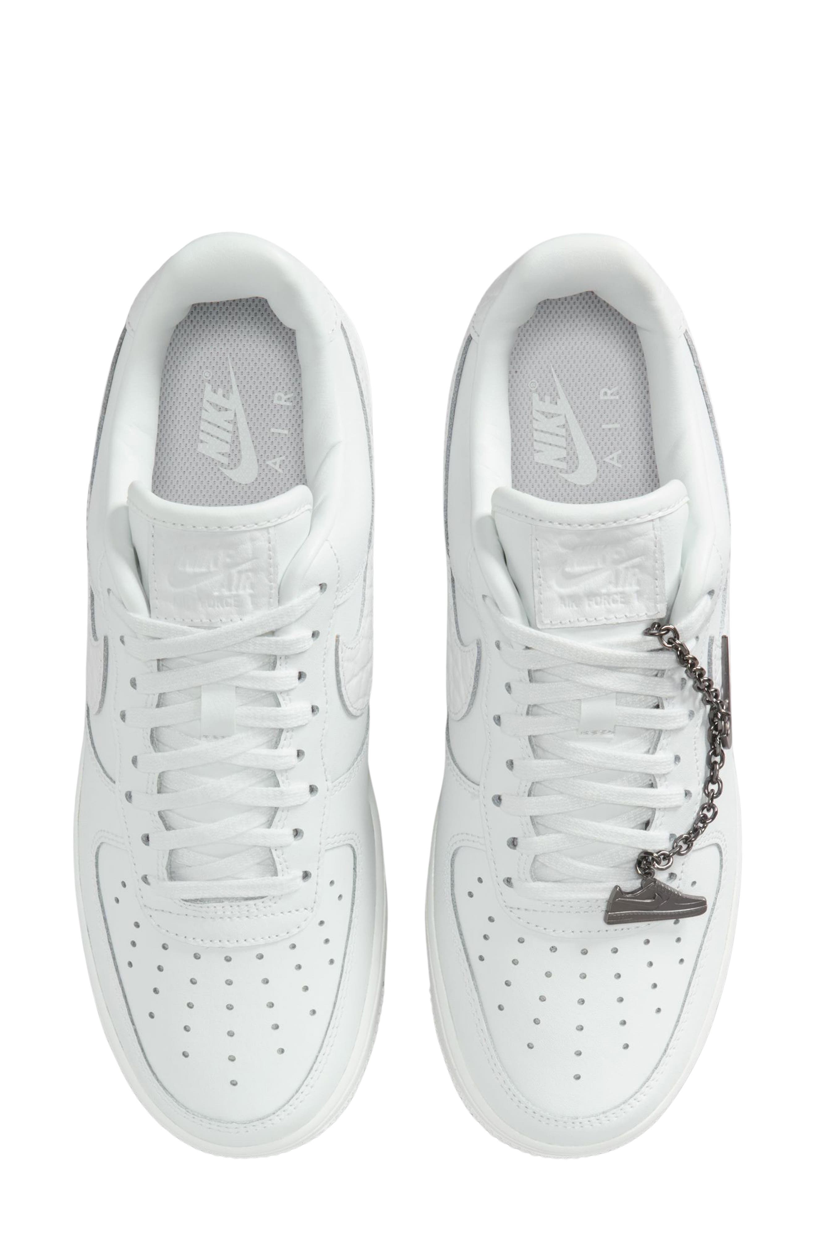 Nike Air Force 1 
07 Low Basketball Sneaker, Alternate, color, 121 Smtwht/Smtwht