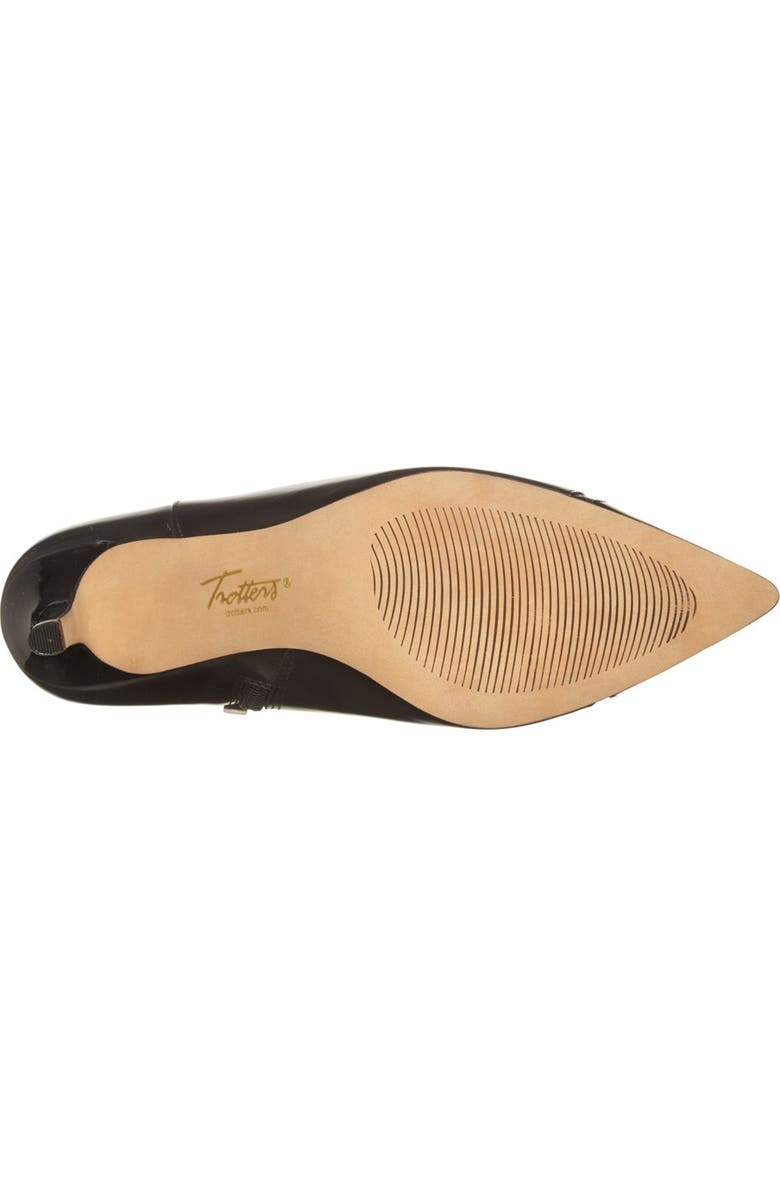 Trotters 'Signature Alana' Pointy Toe Bootie, Alternate, color,