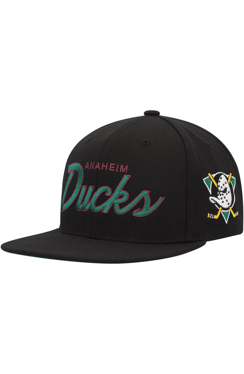Mitchell & Ness Men's Mitchell & Ness Black Anaheim Ducks Core Team Script 2.0 Snapback Hat, Main, color, Black