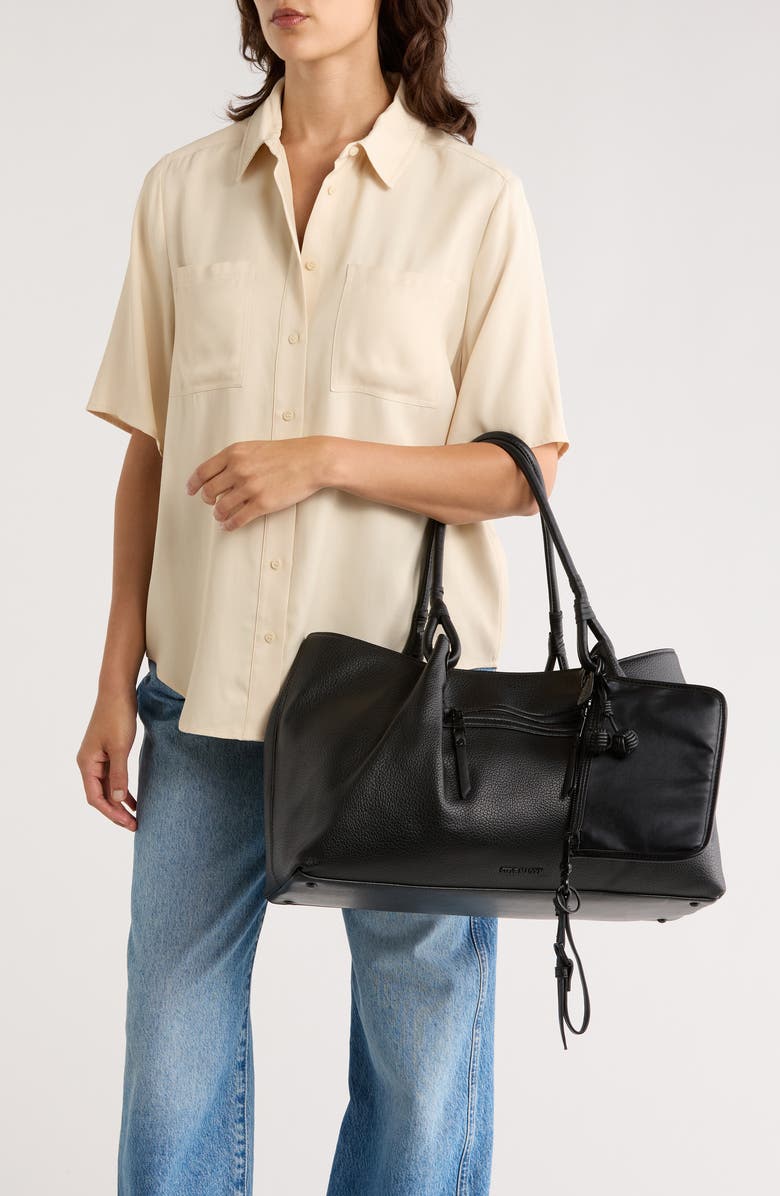 Steve Madden Dougie Tote Bag, Alternate, color, Black