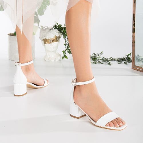 Forever & Always Shoes Iva Low Block Heel Sandals In White