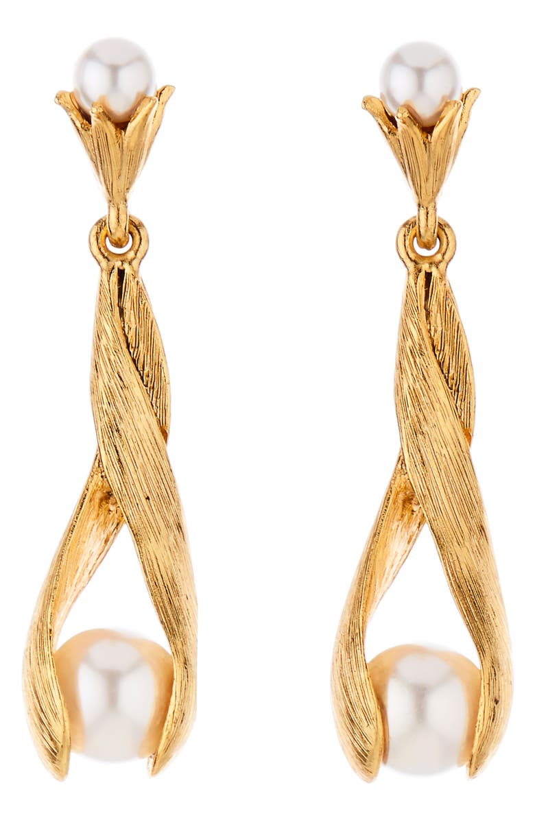 Oscar de la Renta Leaf Imitation Pearl Drop Earrings, Main, color,