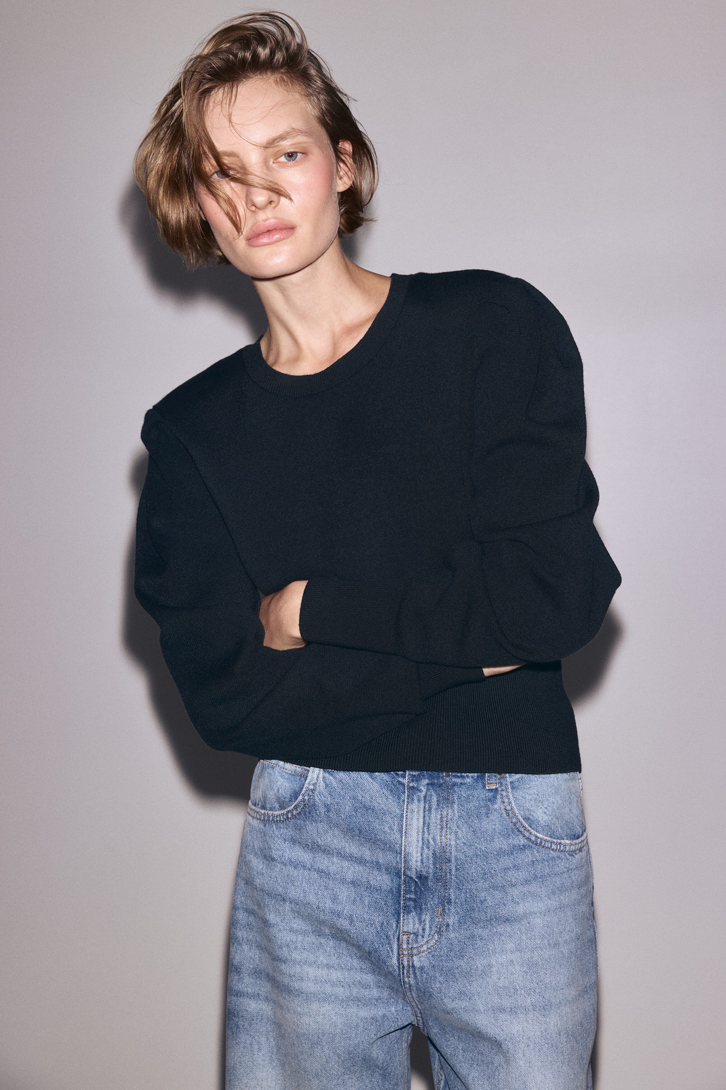 Shoulder-pad Top - image 2