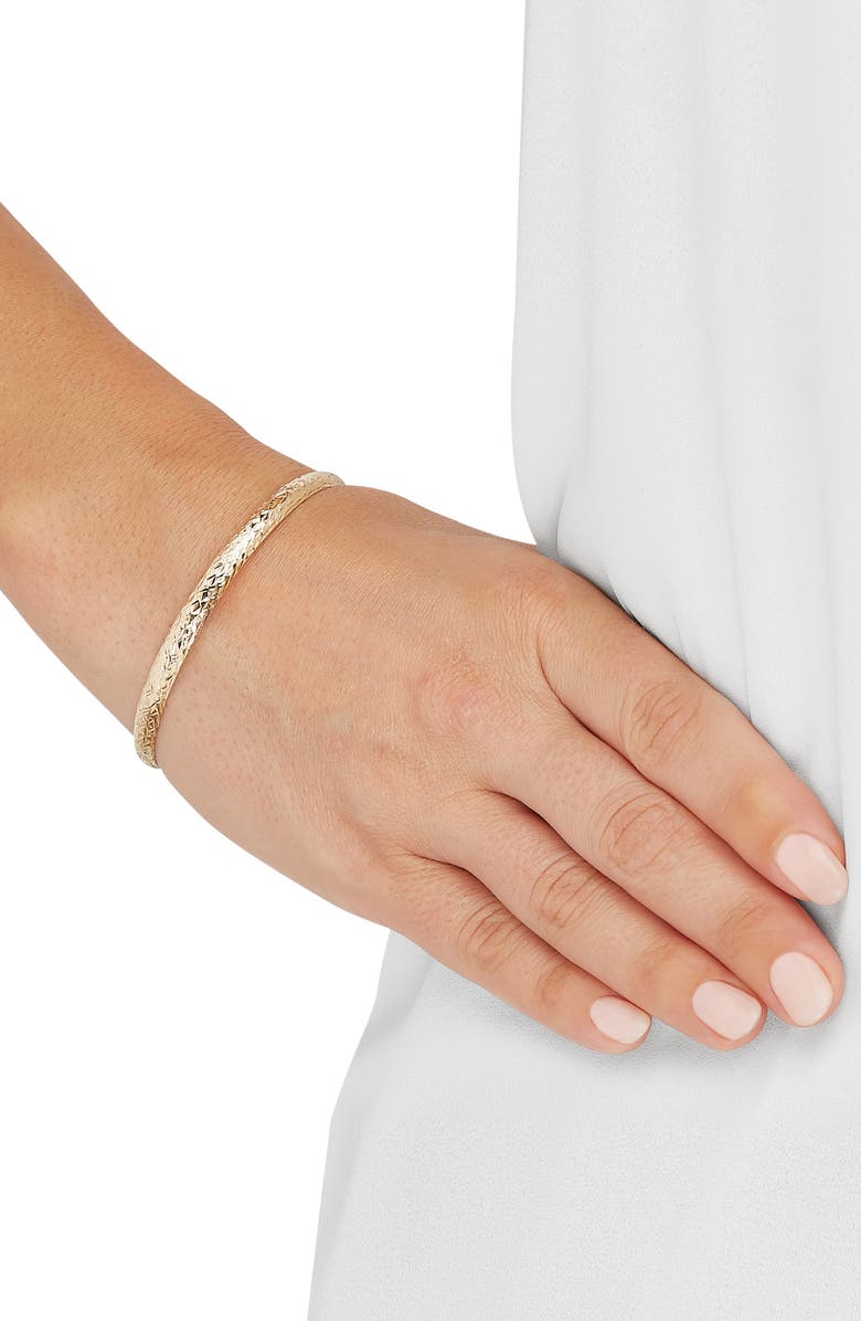 14K Gold Diamond Cut Hinged Bangle Bracelet