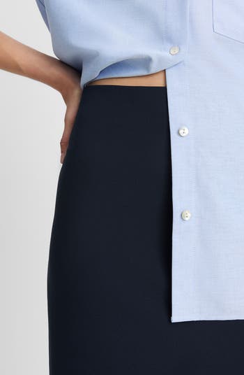 Lean Maxi Pencil Skirt