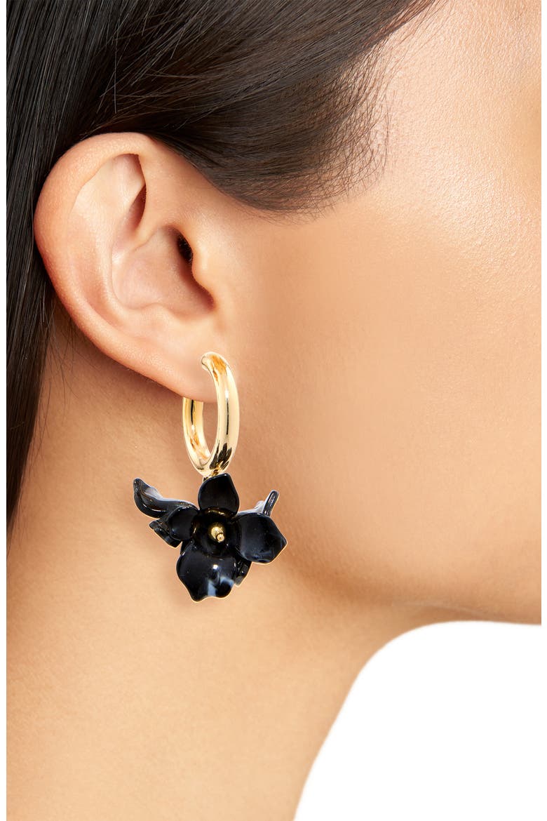 Set of 2 Flower Petal Drop Hoop Earrings, Alternate, color, BLACK/ BROWN