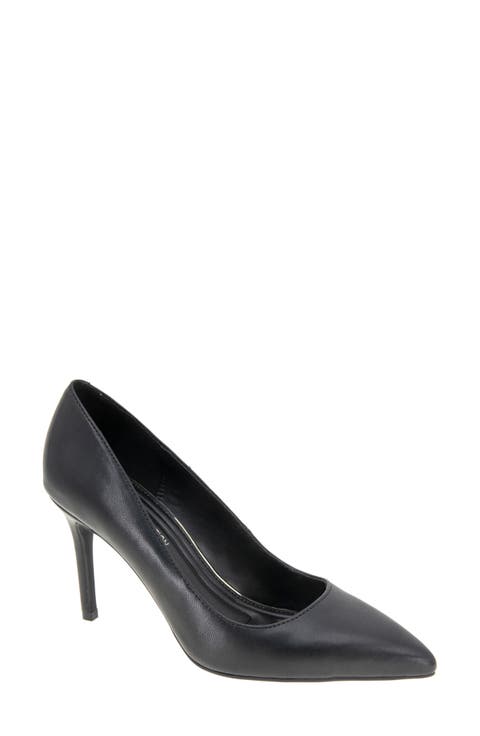 Bissha Pointed Toe Pump (Women)