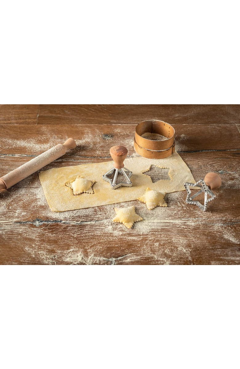 Marcato Classic Ravioli Maker Stamp Kit, Flower + Star, 2.5-Inch, Alternate, color,