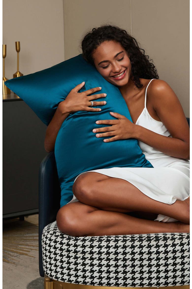 22Momme Mulberry Silk Hidden Zipper Pillowcase, Alternate, color, Teal