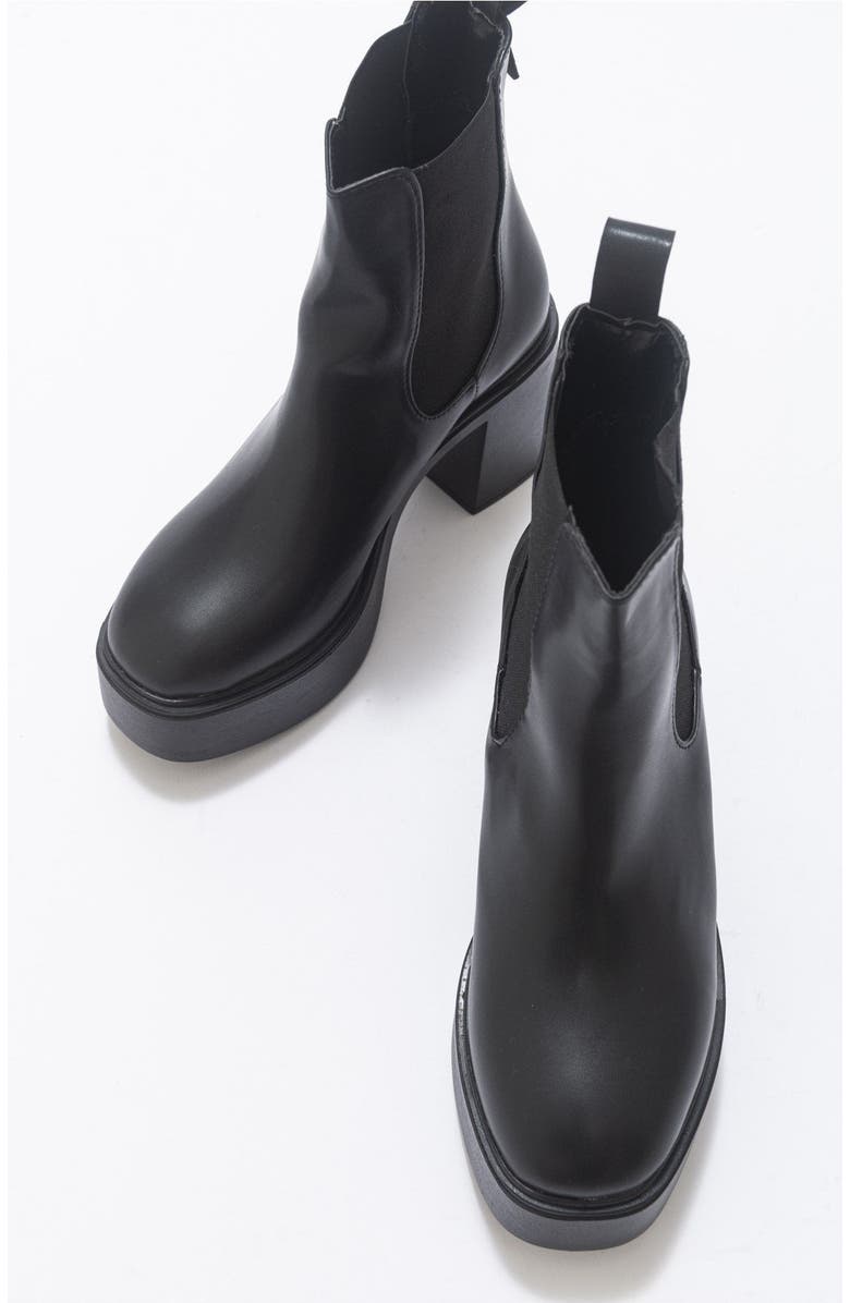 Prologue Shoes Fenira Platform Heel Chelsea Boot, Alternate, color, Black Faux Leather