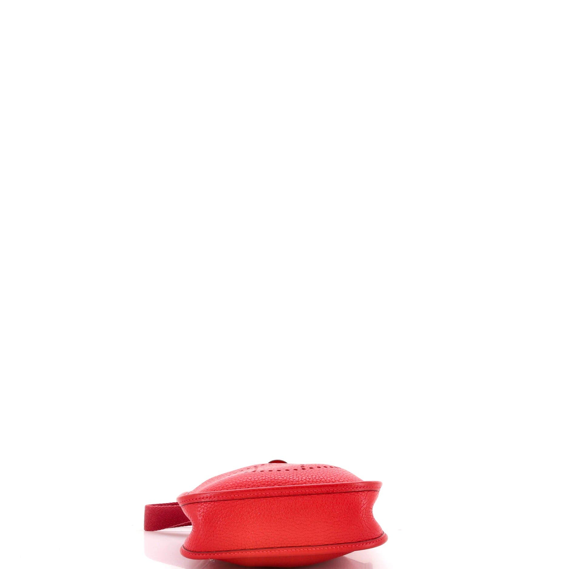 Pre-Owned Hermes Evelyne Bag Gen III Clemence TPM, Alternate, color, Rouge Vif