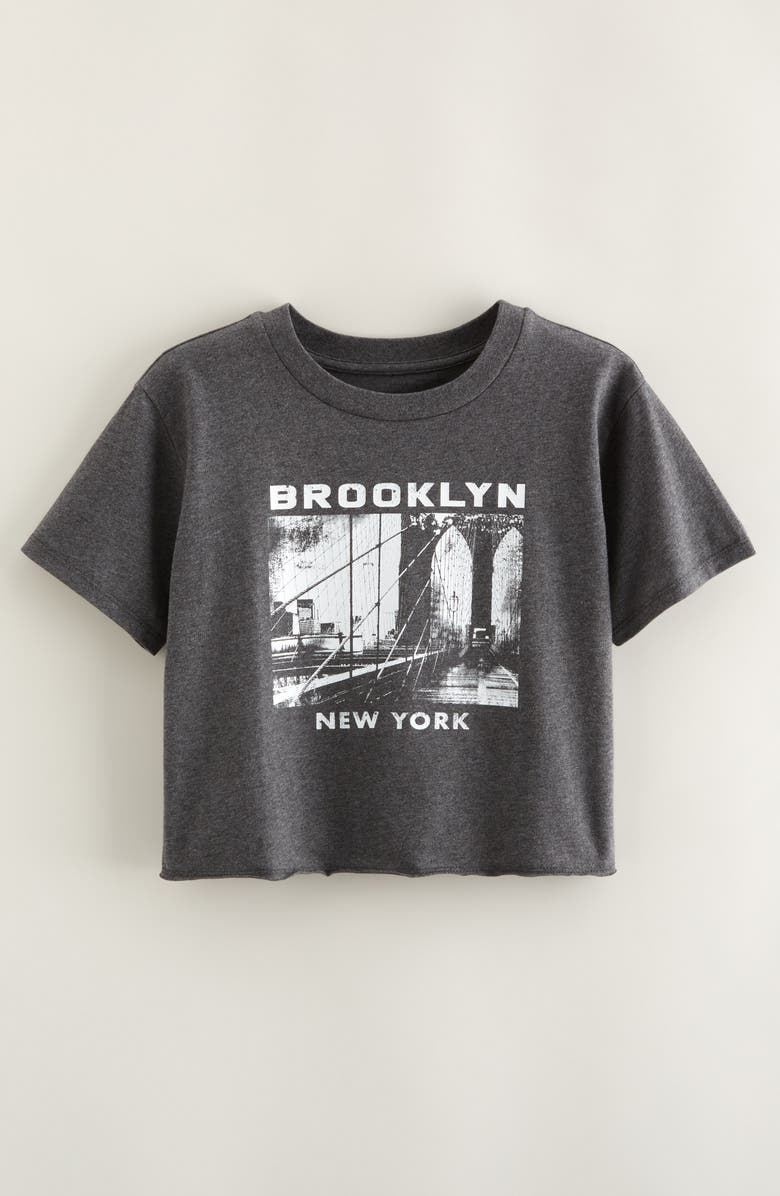 Treasure
Bond Kids
Crop Cotton Graphic T-Shirt, Main, color, Charcoal Heather Brooklyn