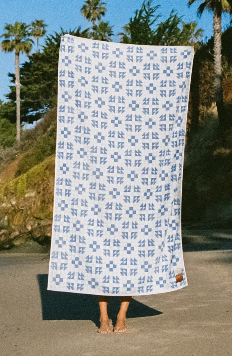 Slowtide The Dream Oversize Beach Towel, Alternate, color,
