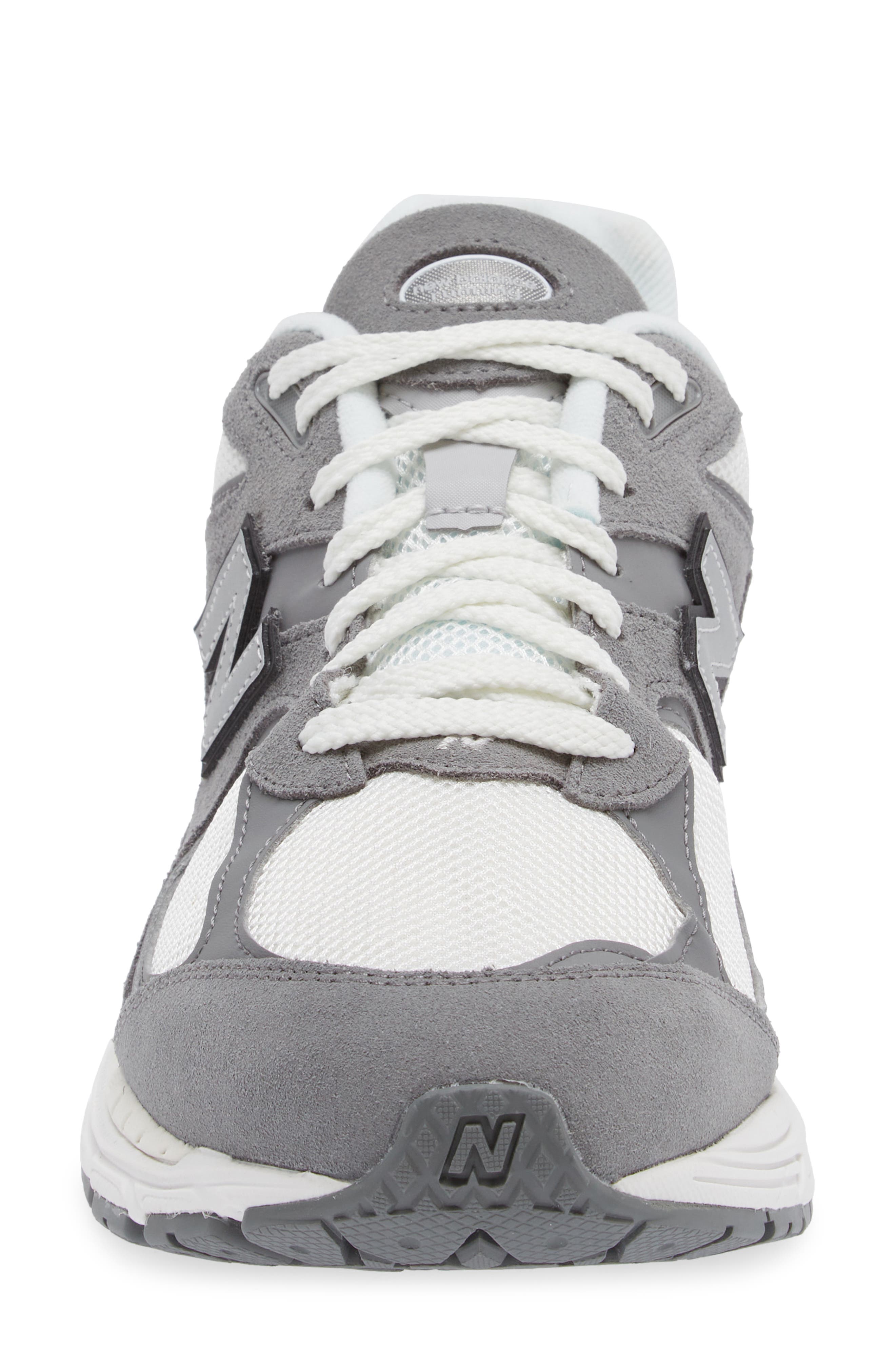 New Balance 2002R Sneaker, Alternate, color, Harbor Grey/ Black