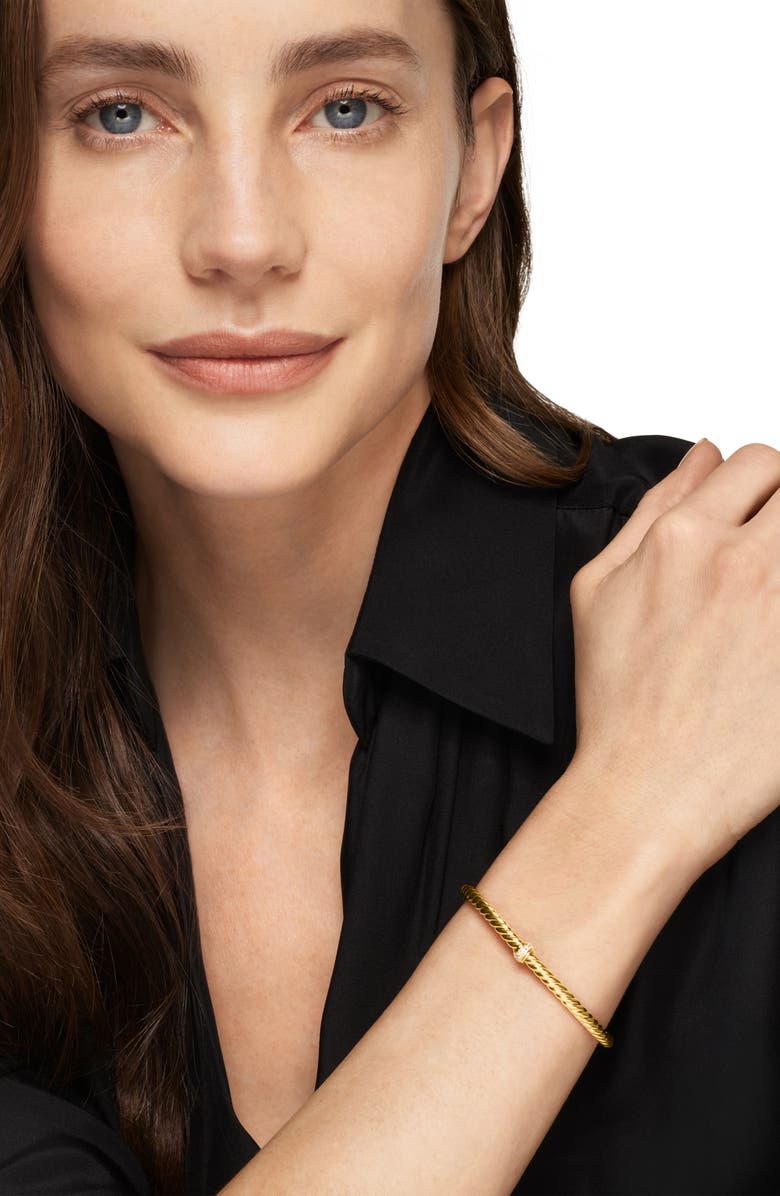 David Yurman Cablespira<sup>®</sup> Flex Bracelet in 18K Yellow Gold with Diamonds, 4mm, Alternate, color, Diamond