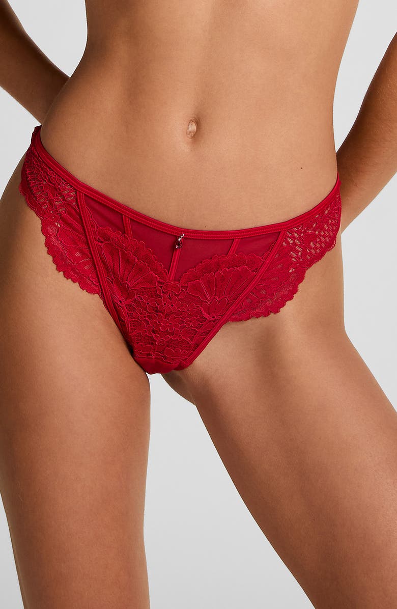 Hunkemöller Whitney Scalloped Lace Thong, Main, color, Chili Pepper