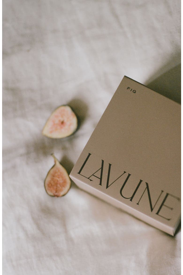 No. 11 Fig Candle, Alternate, color, DARK BEIGE