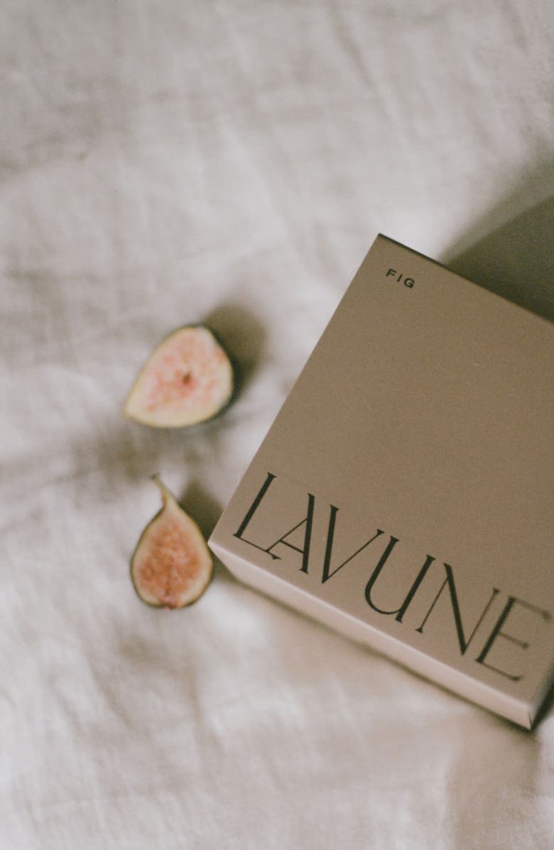 LAVUNE No. 11 Fig Candle, Alternate, color, Dark Beige