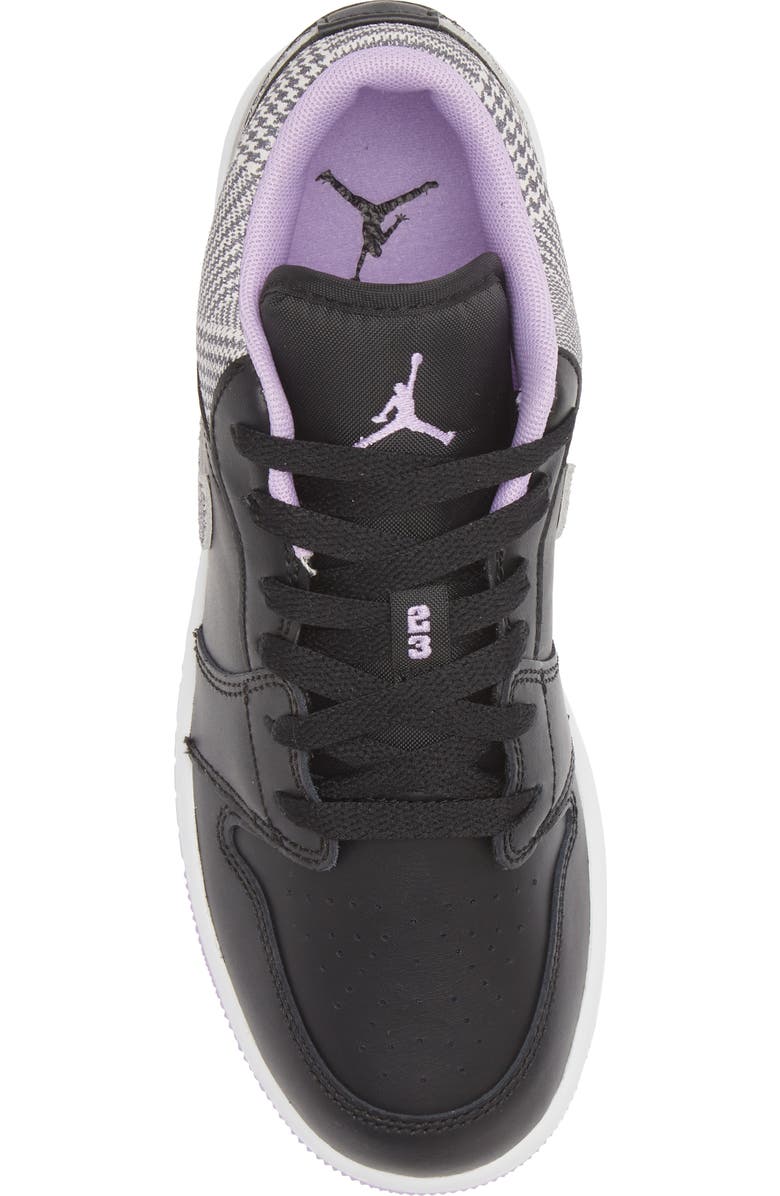 Jordan Air Jordan 1 Low SE Basketball Sneaker, Alternate, color,