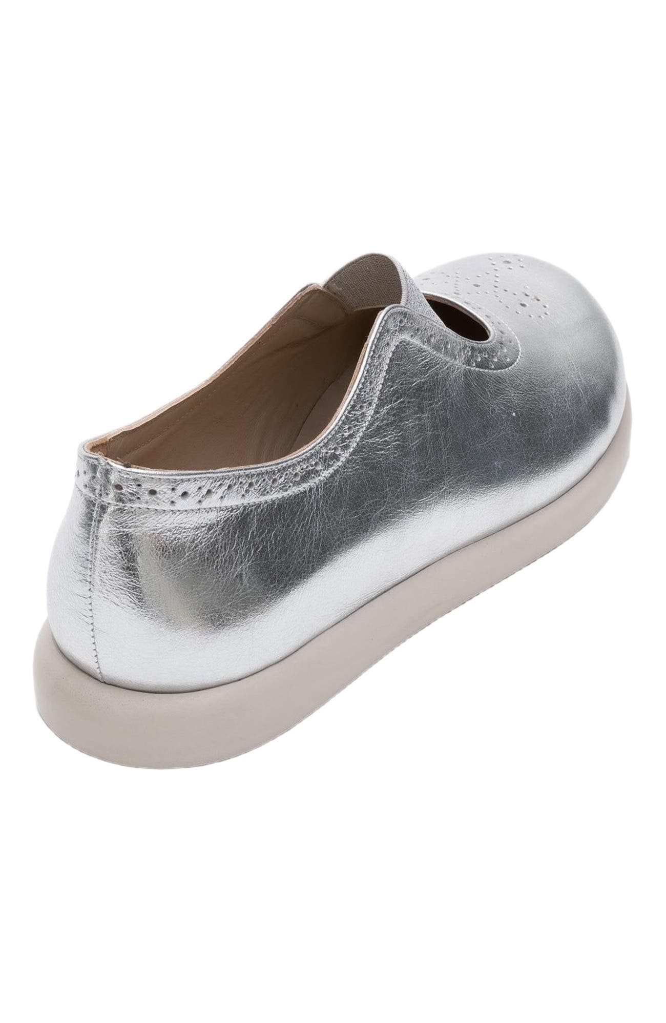 CHELLE Elastic Leather Flat, Alternate, color, Silver Leather