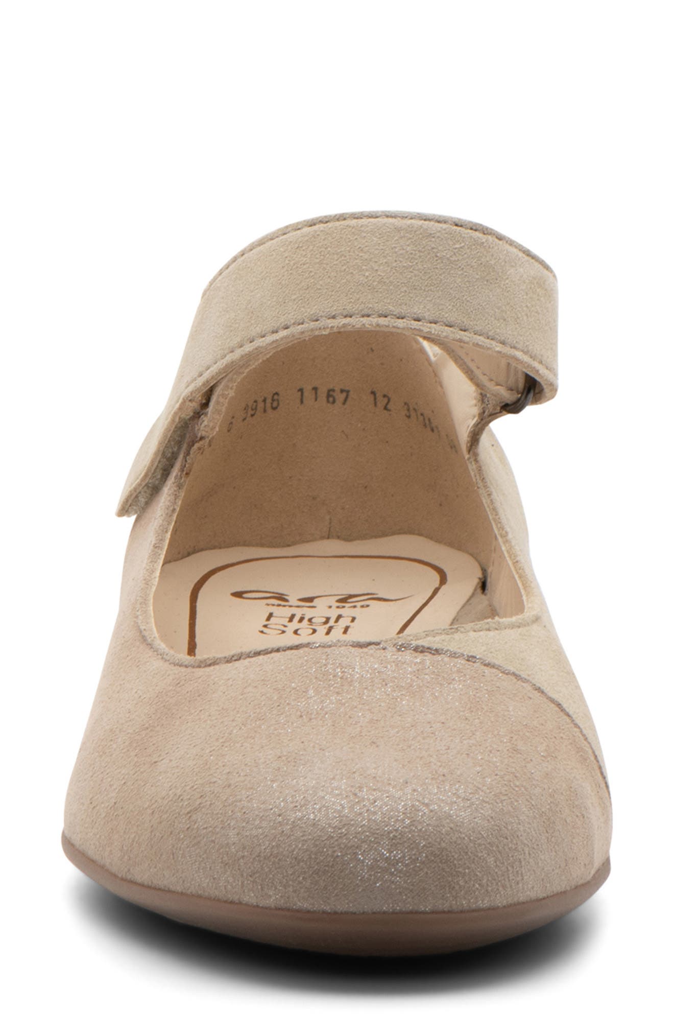 Sienna Flat, Alternate, color, SAND