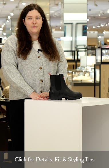 Hunter shops chelsea boot outfit