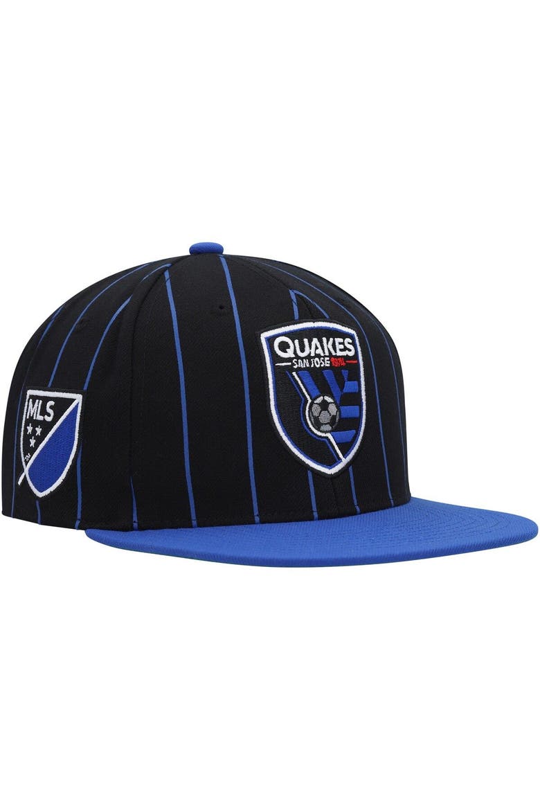 Men's Mitchell & Ness Black San Jose Earthquakes Team Pin Snapback Hat, Main, color, Black
