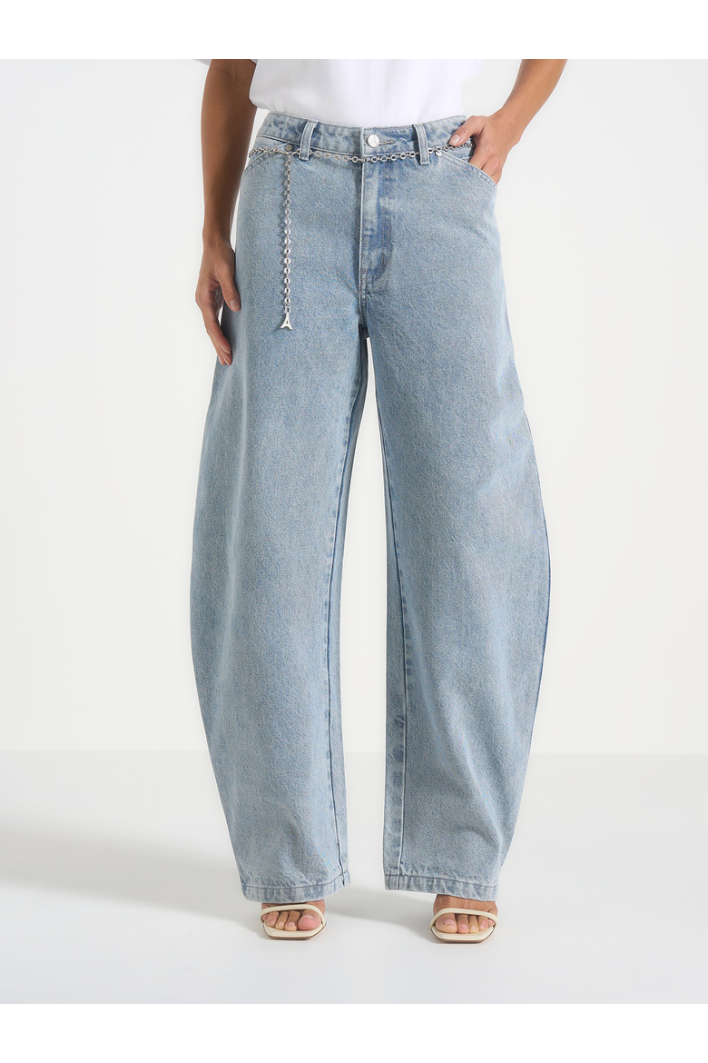 Enora Hourglass Jean With Chain, Alternate, color, Mid Blue