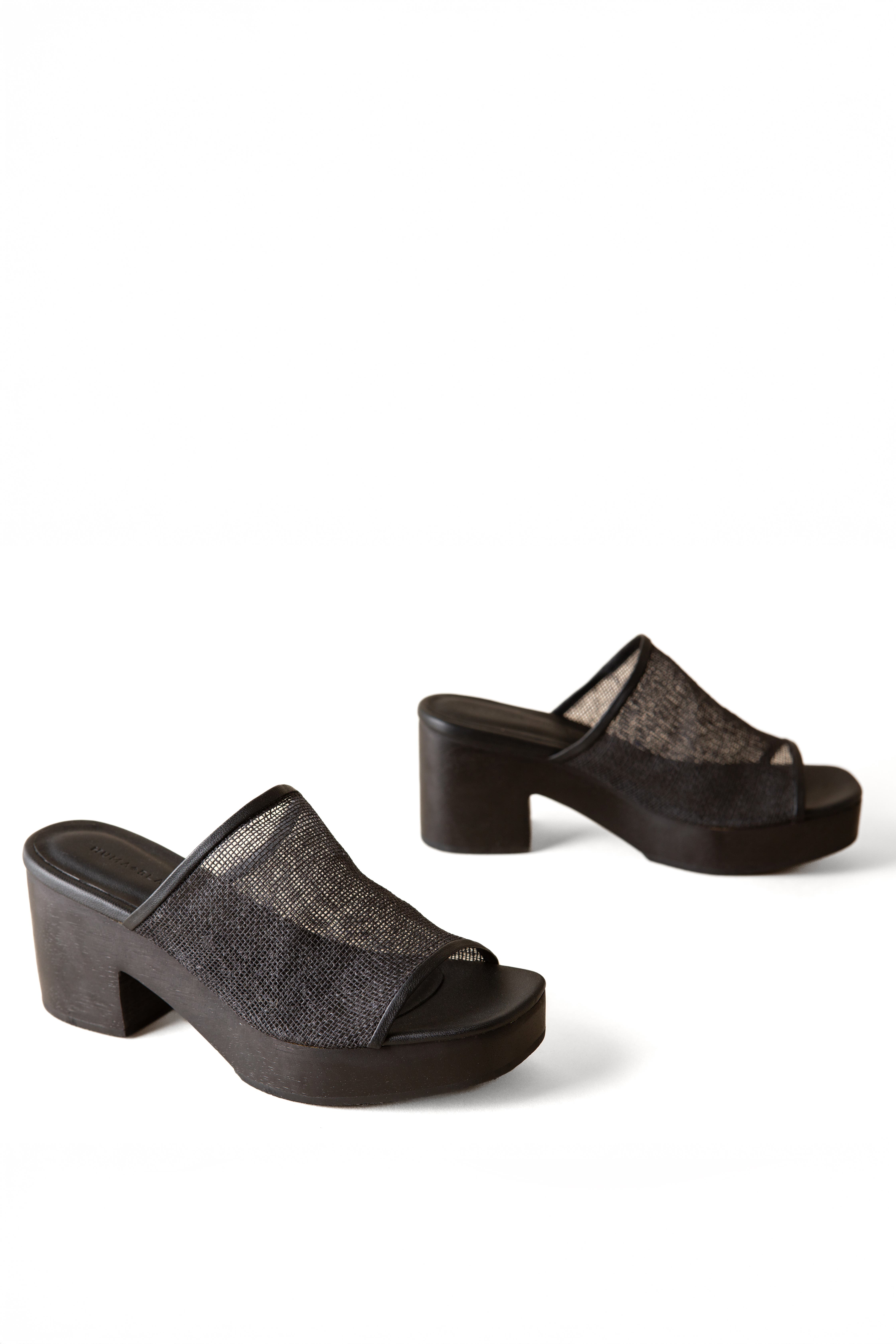 Huma Blanco Sierra Clog, Alternate, color, 