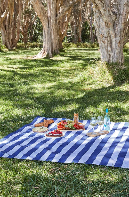 Dock & Bay Picnic Blanket In Blue