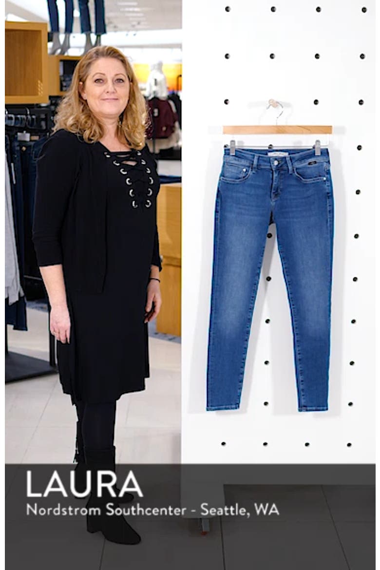 Alexa Skinny Jeans video