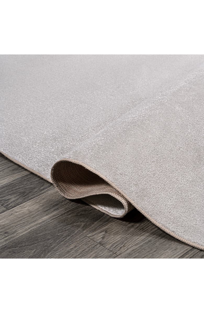 JONATHAN Y Twyla Classic Solid Low-Pile Machine-Washable Area Rug, Alternate, color, Light Gray