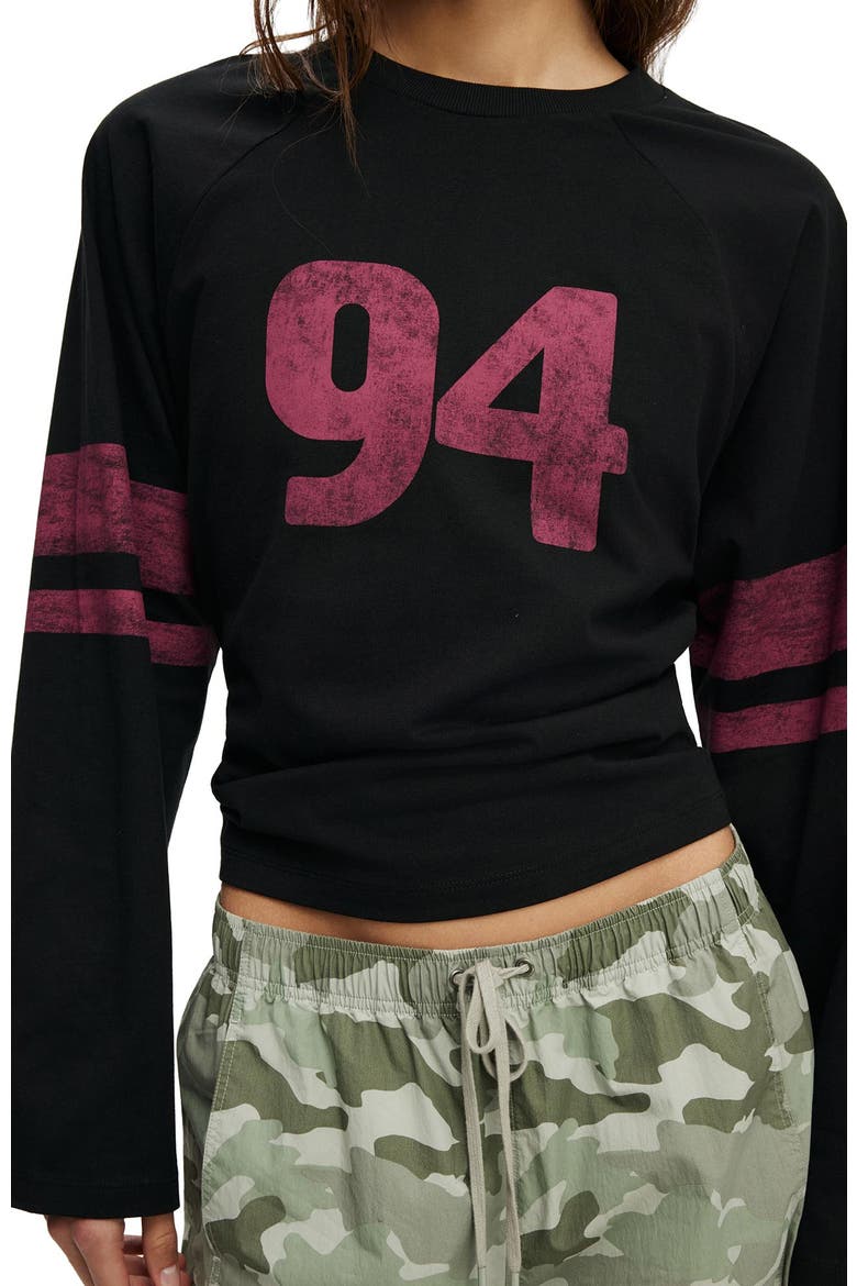Women's Active Graphic Raglan Tee, Alternate, color, Black Hoops