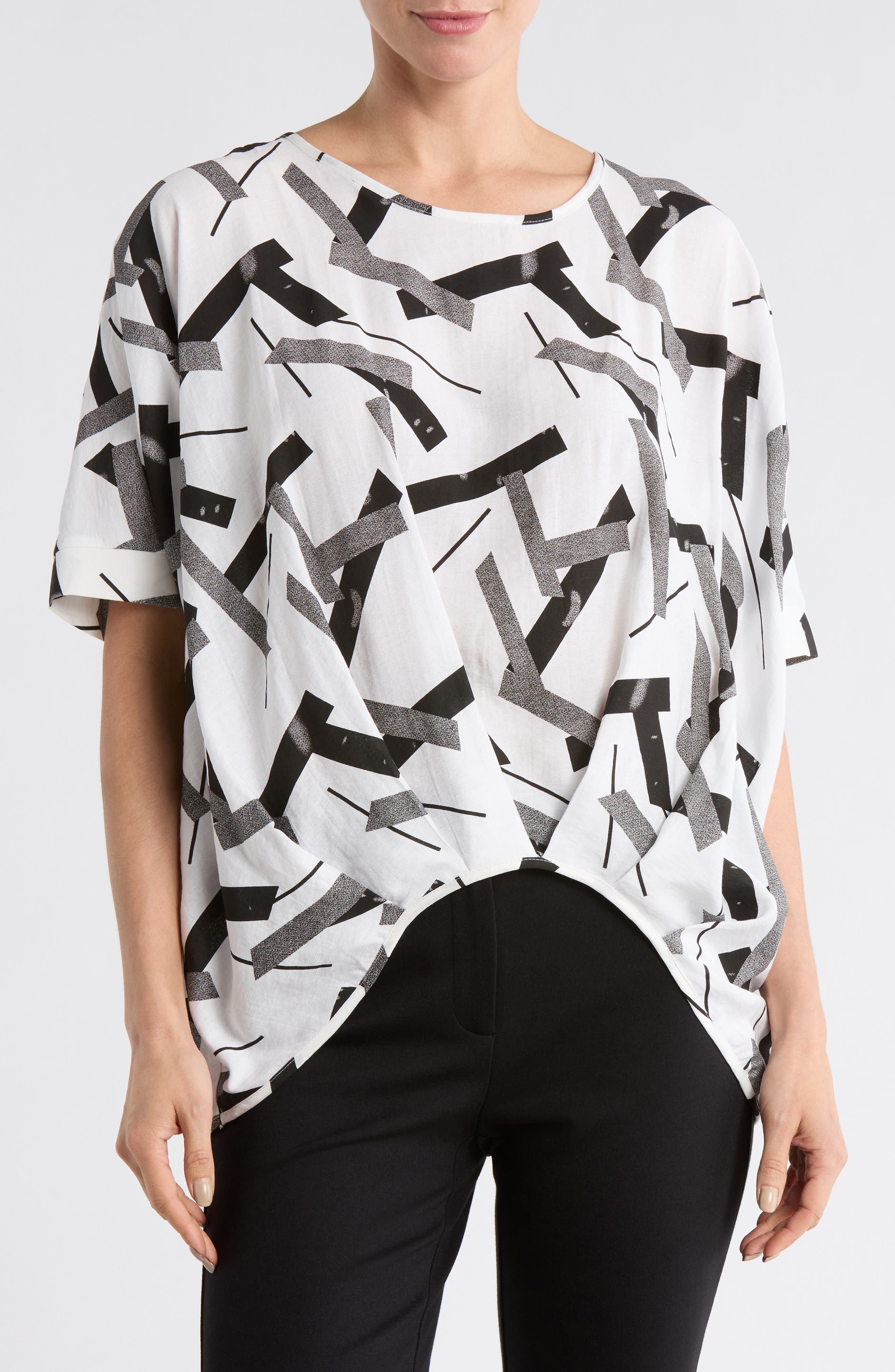 Geometric Print V-Neck Top - image 3
